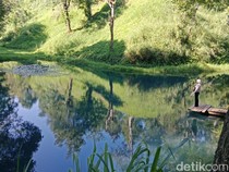 Telaga Biru, Surga Tersembunyi di Kawasan Hutan Rinjani Lombok Timur