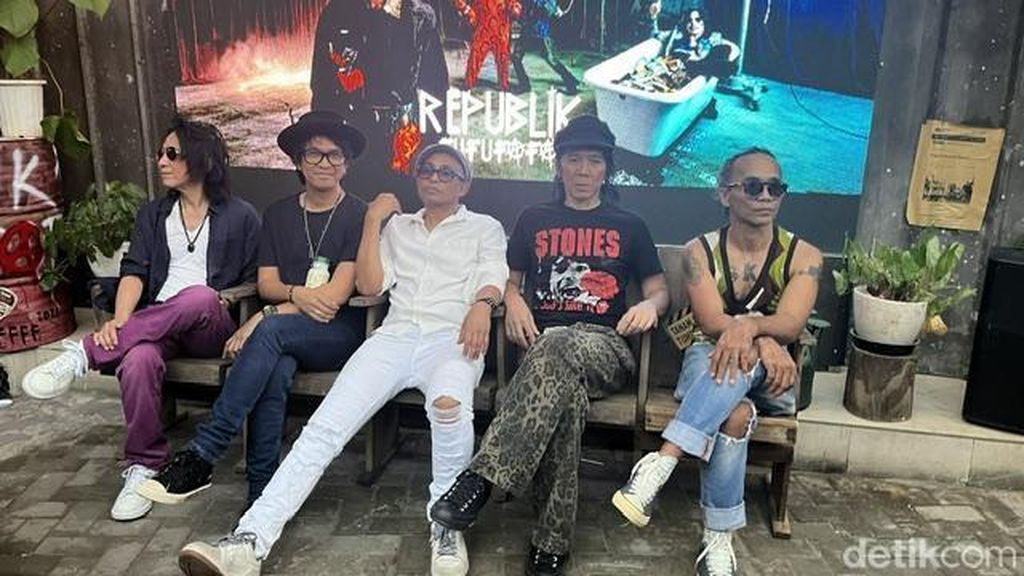 Republik Fufufafa Album Terbaru dari Slank