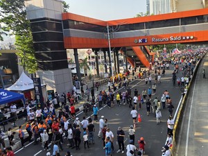 Warga Ramai Datangi CFD Rasuna Said yang Kembali Dibuka