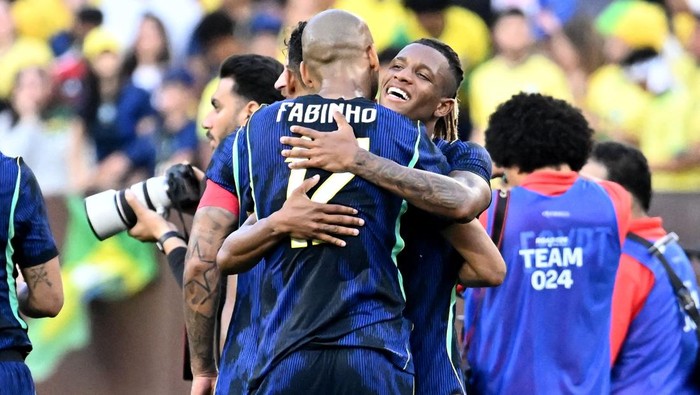 Timnas Brasil menunjukkan bahwa mereka tetap menjadi kekuatan yang patut diperhitungkan meski tanpa diperkuat Neymar. Selecao sukses menundukkan Mesir dengan skor 2-1 dalam laga uji coba terakhir jelang Piala Dunia 2026 yang berlangsung di Huntington Bank Field, Cleveland, Ohio, Minggu (7/6/2026) pagi WIB. REUTERS/Ken Blaze