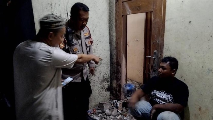 TKP tabung gas meledak rusak 4 rumah warga di Sukabumi