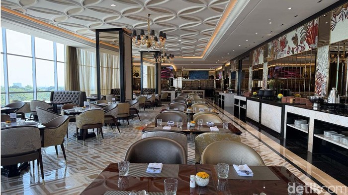 Trans Luxury Hotel Surabaya.