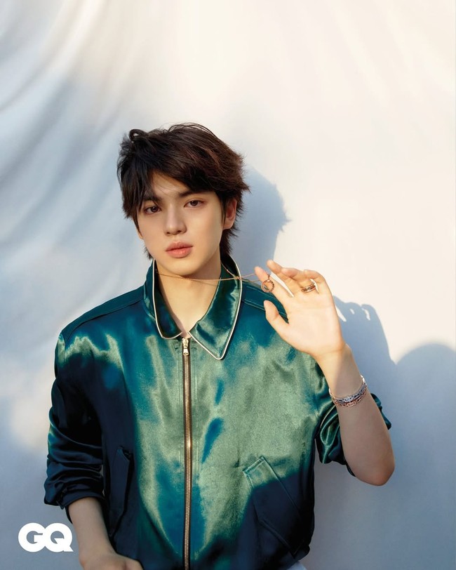 Namun, ini bukan pengalaman akting pertamanya. Cha Jun Hwan sudah berpengalaman terjun ke industri hiburan pada 2007 saat berusia enam tahun. Tampil sebagai model cilik, bintang iklan, sampai membintangi drama Korea The Return of Iljimae. Foto: dok. Instagram @jun_july_august