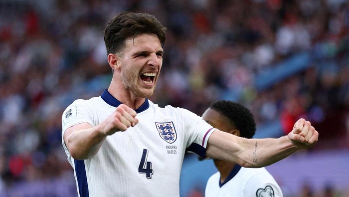 FILE PHOTO: Soccer Football - World Cup - UEFA Qualifiers - Group K - England v Andorra - Villa Park, Birmingham, Britain - September 6, 2025 Englands Declan Rice celebrates scoring their second goal Action Images via Reuters/Matthew Childs/File Photo