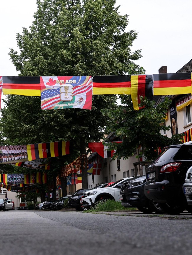 Demam Piala Dunia Menggila! Jalanan di Jerman Disulap Jadi Lautan Bendera