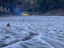 Penampakan Bromo Bersalju untuk Pertama Kalinya Tahun Ini