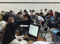 Disdik Jabar Ungkap 77 Ribu Siswa Belum Tertampung Sekolah Negeri, Solusinya?