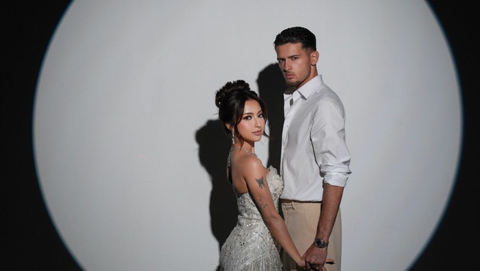 Jennifer Coppen dan Justin Hubner