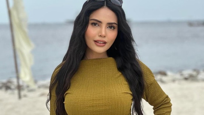 nadya naufel