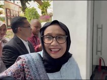 Video: Gaya Nanik S Deyang Tiba di Istana Jelang Dilantik Jadi Kepala BGN