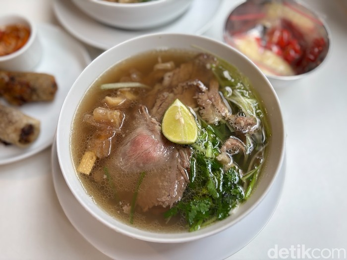 Pho 777