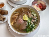 Pho 777: Gurih Ngaldu! Pho Gaya Vietnam Utara dengan Topping Brisket