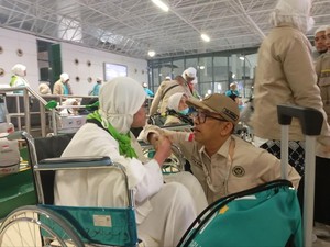 Haji 2026: Layanan Lansia Banjir Pujian, Toilet Mina Jadi Catatan Berat