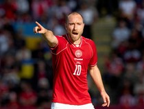 Gelandang Denmark Eriksen Kolaps Lagi, Terselamatkan oleh Alat Ini