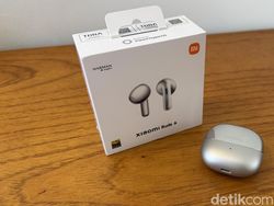 Unboxing Xiaomi Buds 6, Si Mungil dengan Bass Menggelegar