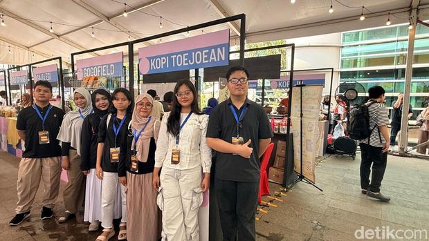 UMKM Kopi Toejoean tengah mengikuti aktivitas di TIM, Sabtu (6/6/2026).