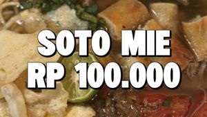 Video: Cicip Soto Mie Sultan Rp 100 Ribuan, Worth It Nggak Ya?