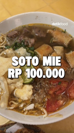 Video: Cicip Soto Mie Sultan Rp 100 Ribuan, Worth It Nggak Ya?
