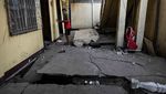 Dampak Gempa Dahsyat di Filipina Selatan, Retakan Membelah Jalan Permukiman