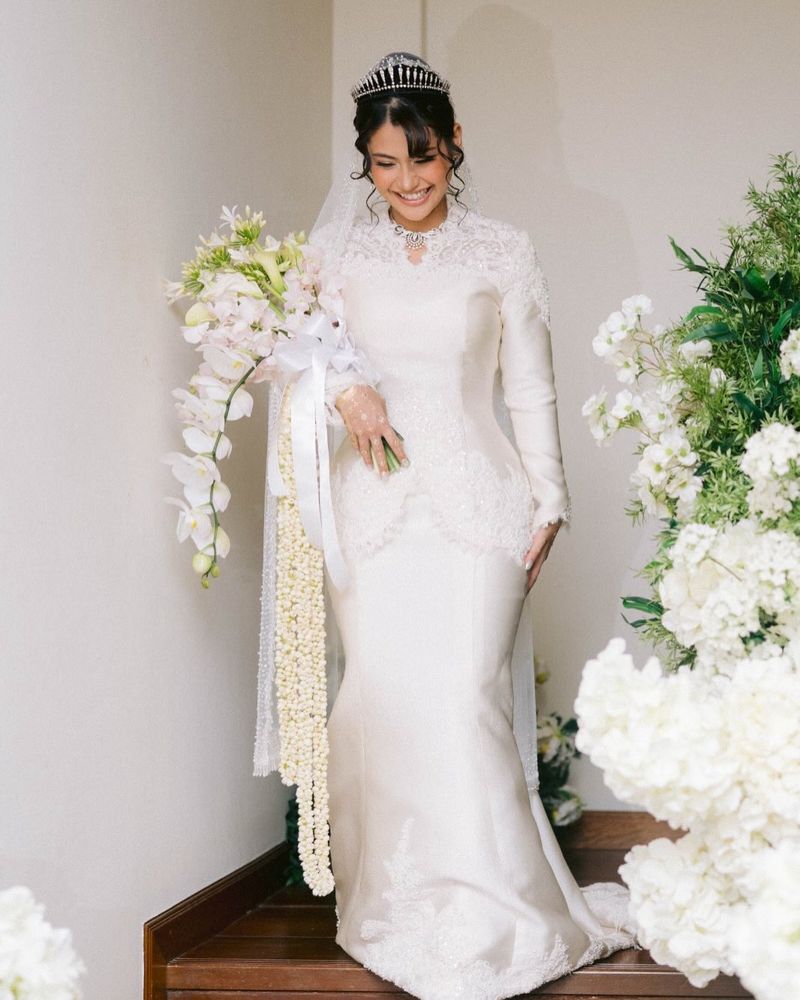 Didiet Maulana Rancang Gaun Pengantin Royal Wedding Malaysia
