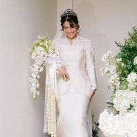 Foto: Elegan Gaun Pengantin Didiet Maulana di Royal Wedding Malaysia