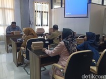 Wali Murid SD Tlogo Blitar Wadul ke DPRD soal Pembangunan KDMP