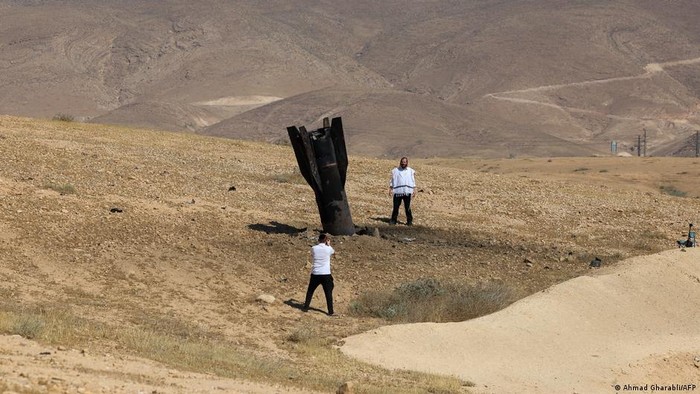 Iran-Israel Kembali Saling Serang, Gencatan Senjata Terancam