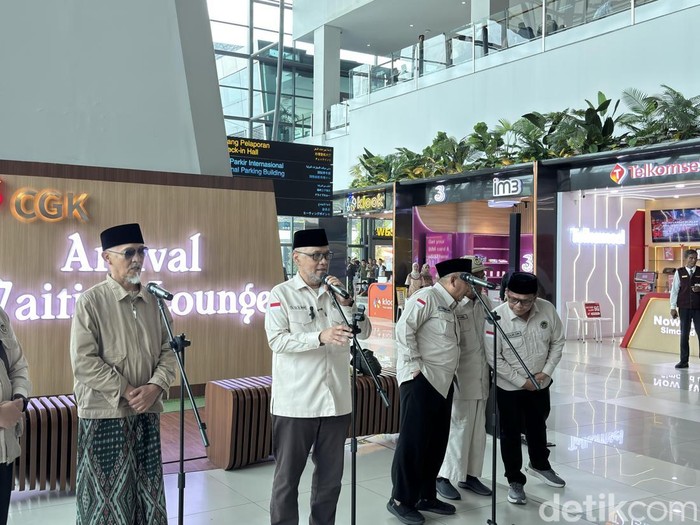 Paspor Jemaah Haji Berserakan di BSD, Menteri Haji: Bukan Domain Kami