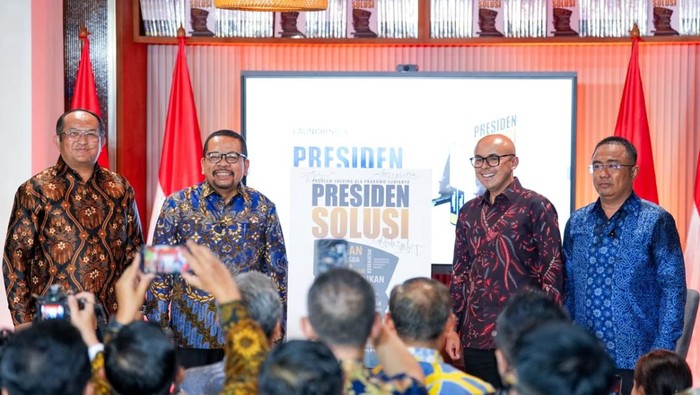 Buku 'Presiden Solusi' Catat 108 Solusi Prabowo Jawab Persoalan Rakyat