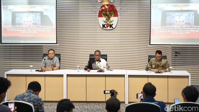 Konferensi Pers KPK mengenai kasus suap Bupati Muara Enim