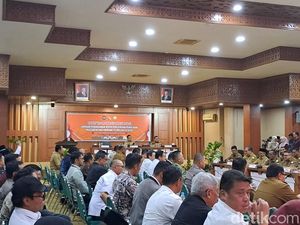 6 Bulan Usai Bencana, Mendagri Sebut Aceh Sudah Normal tapi Belum Permanen