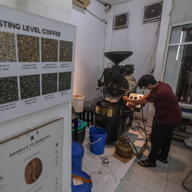 Menjaga Mutu Kopi Nasional dari Ruang Sangrai