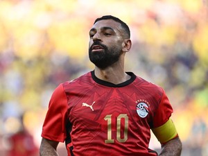 Klub Arab Saudi Mau Coba Bajak Mo Salah yang Lagi Menuju Liga Turki
