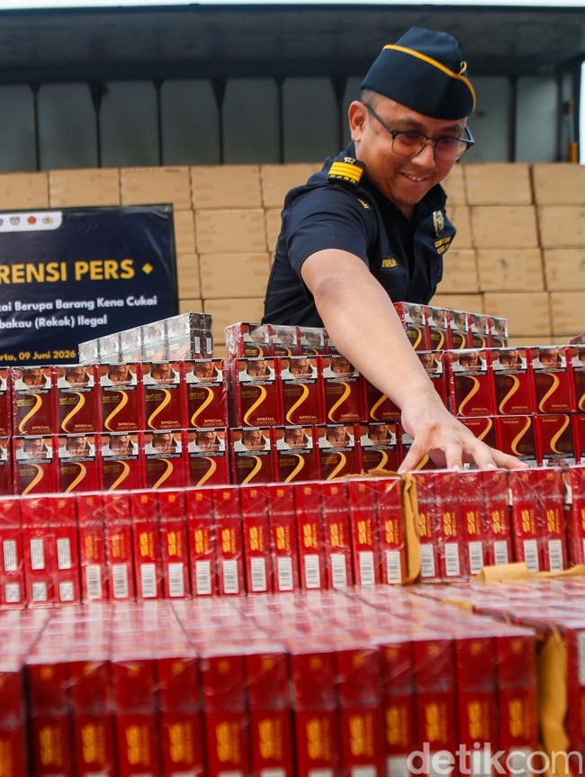 Operasi Gabungan Bongkar Jaringan Rokok Ilegal, 8,9 Juta Batang Diamankan