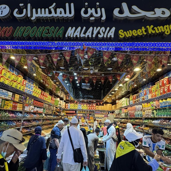 Pasar Al Waha Jadi Magnet Belanja Jemaah Haji di Makkah