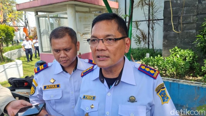 Plt Kepala Dishub Surabaya, Trio Wahyu Bowo