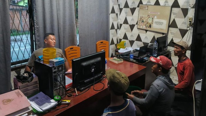 Polisi periksa 3 warga di Mura diduga membakar lahan.