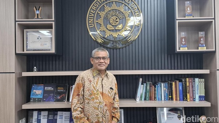 Rektor UAD Prof Dr Muchlas di Kampus UAD, Kota Jogja, Selasa (9/6/2026).