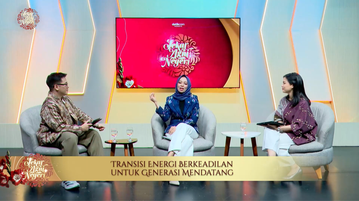 Sekar Agni Mirah M Fahmid