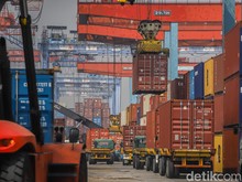 10 Ribu Kontainer Numpuk di Tanjung Priok, Bea Cukai Salahkan BYD-Wuling
