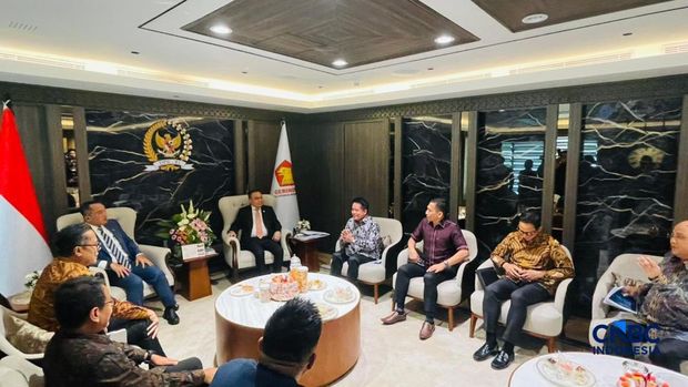 Wakil Ketua DPR RI, Sufmi Dasco bertemu pimpinan Bank Himbara. (CNBC Indonesia/Romys Bhinekasari)