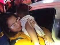 2 Bocah Sedang Tidur Terkunci Dalam Mobil di Makassar, Damkar Evakuasi