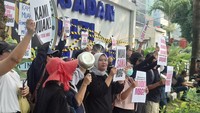 Massa Demo Kantor BGN di Jakpus, Minta Audit MBG