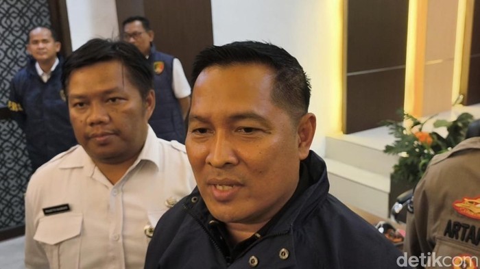 Direktur Reskrimsus Polda Jateng, Kombes Djoko Julianto saat memberi keterangan kepada awak media, Rabu (10/6/2026).