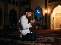 Doa Akhir Tahun Islam Versi Pendek yang Mudah Dihafal, Yuk Amalkan!