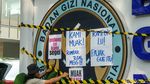 Massa Demo Segel Kantor BGN
