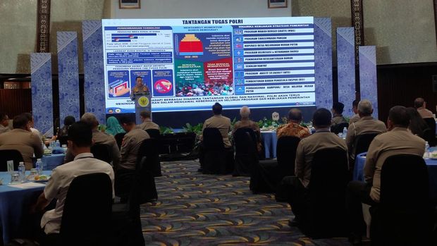 Kapolri Jenderal Listyo Sigit Prabowo dalam acara Rapat Koordinasi Pengawasan (Rakorwas) Kompolnas Tahun Anggaran 2026 di kawasan Ancol, Jakut (Rumondang/detikcom)