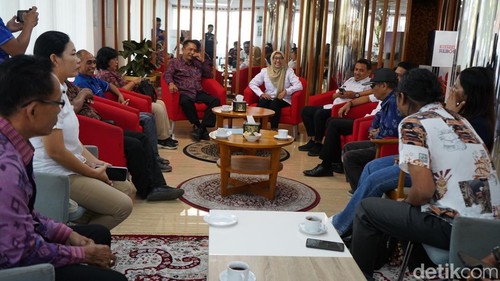 Pemkab Buleleng melakukan studi komparasi ke Kantor Bupati Banyuwangi, Rabu (10/6/2026). (Foto: Made Wijaya Kusuma/detikBali)