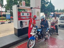 Pengendara 2-Tak Menjerit, Pengeluaran Bengkak Usai Harga Pertamax Naik