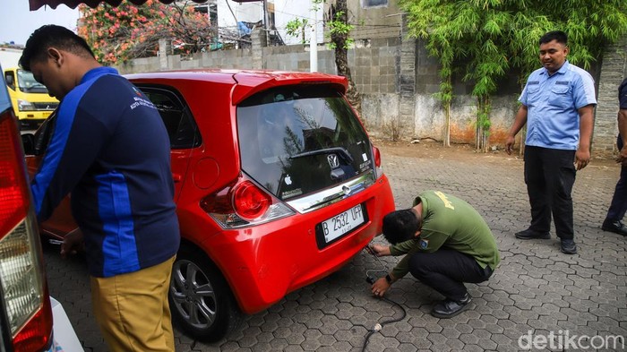 Perang Melawan Polusi, Ratusan Kendaraan Serbu Uji Emisi Gratis di Jakarta Utara